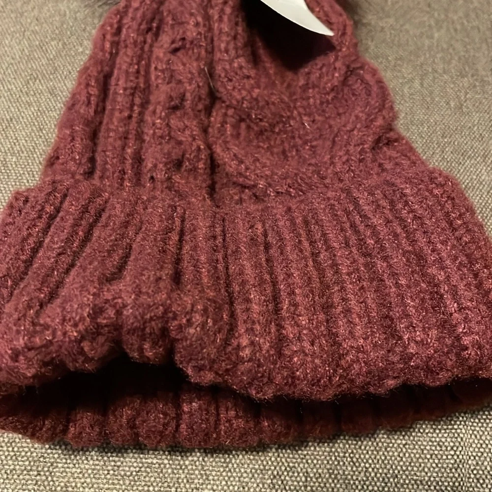 NWT!! Pom Hat - Picture 2 of 5